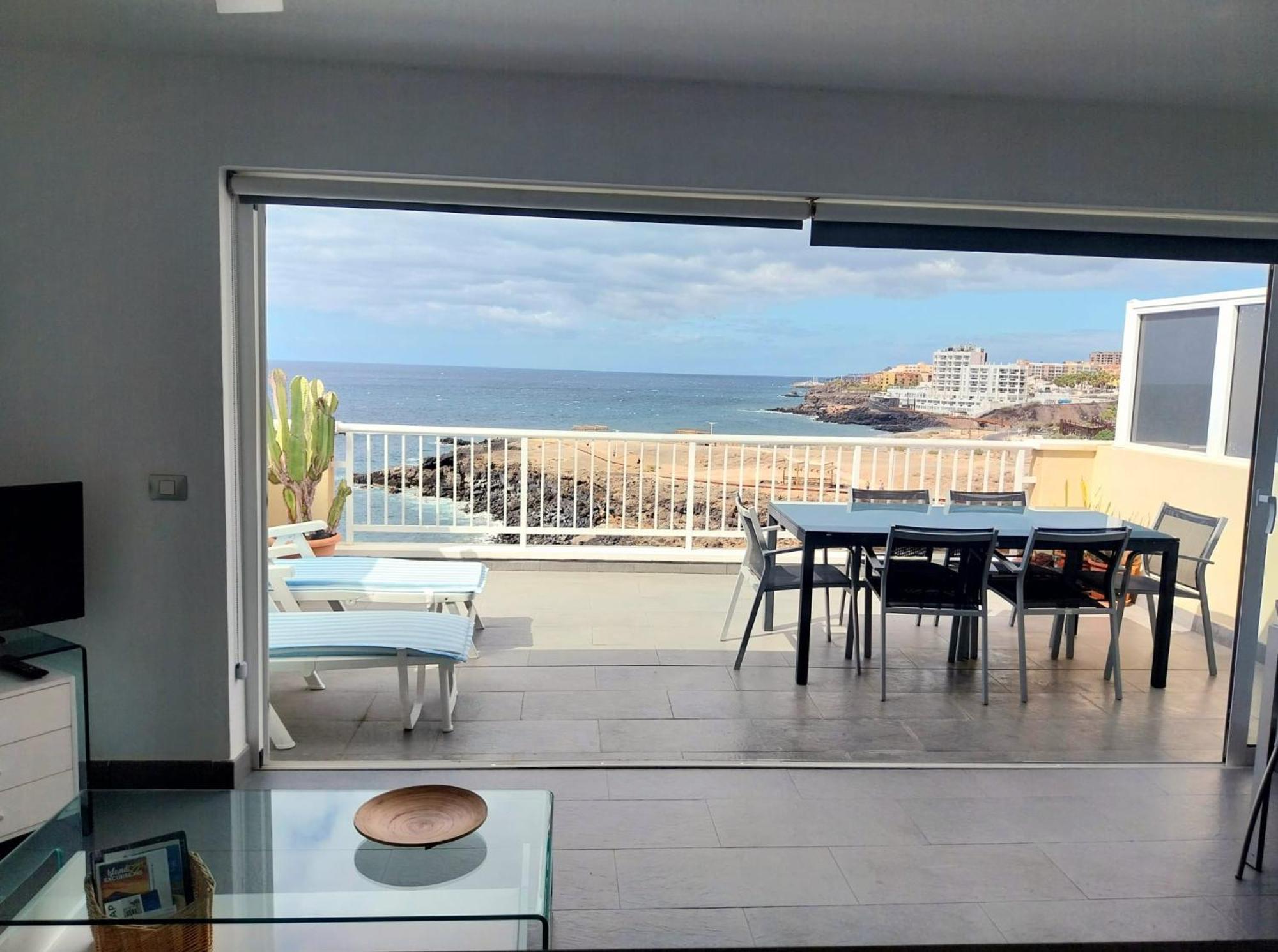 Atico Frente Mar Apartment Los Abrigos Bagian luar foto
